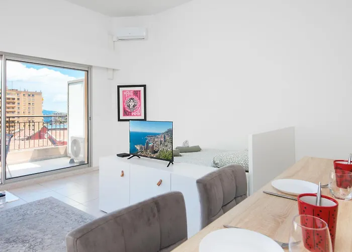 Апартаменты Proche Monaco